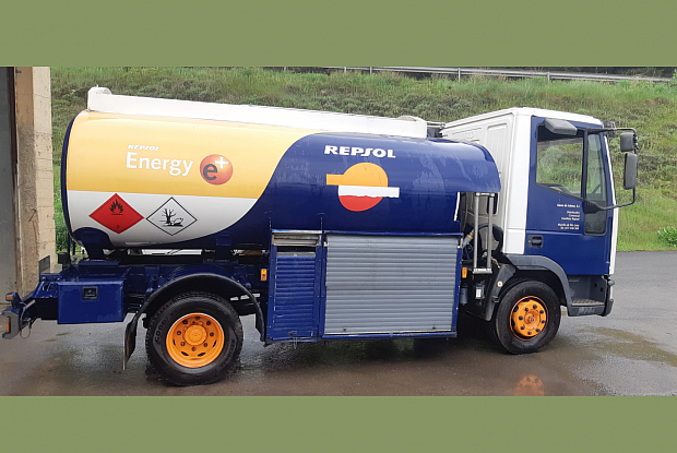 Se vende camión cisterna Iveco ML120EL21