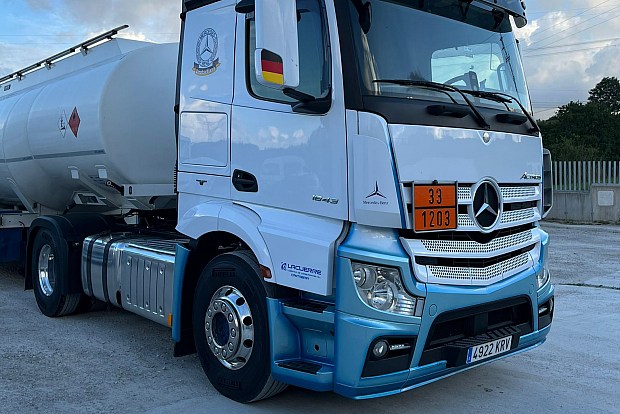 Se vende Mercedes Benz ACTROS 1843 ADR