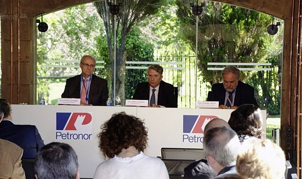 Petronor logró en 2016 un beneficio de 222,4 millones en 2016, un 12,5% más, y amortizó 121 millones de deuda.