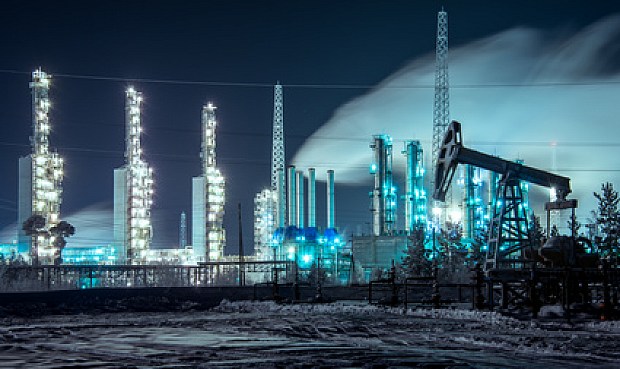 El petróleo avanza cerca de un 5% en la semana.