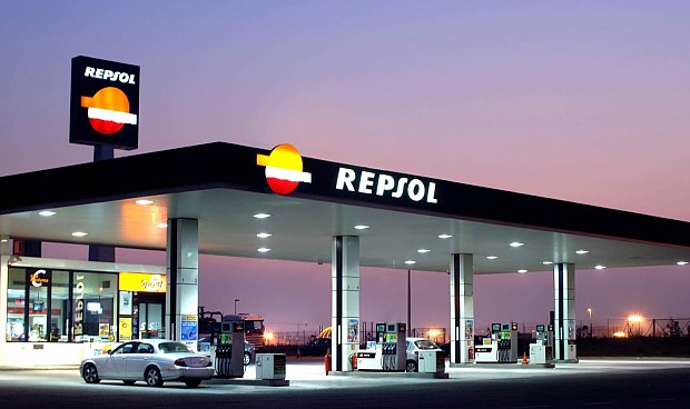 Repsol no podrá ampliar su red de gasolineras en 36 provincias el próximo año, al superar el 30% de cuota.