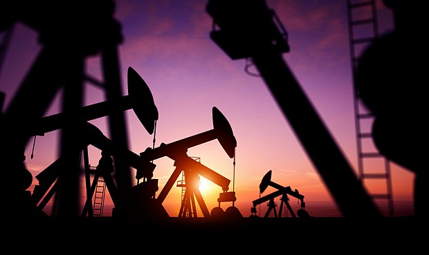 El barril de petróleo Brent se mantiene en máximos desde 2015, por encima de 69 dólares