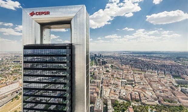 Cepsa gana 441 millones en el primer semestre, un 7% más, impulsada por su negocio de 'upstream'.