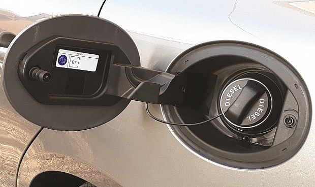 Las ventas de coches diésel en Europa caye ocho puntos en 2018 y solo suponen el 36% del total.