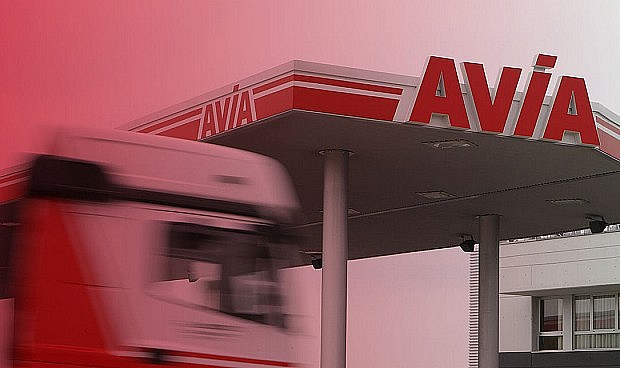 AVIA refuerza su red de distribución de gasóleo en Extremadura tras adquirir un gasocentro en Malpartida de Plasencia.