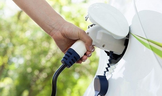 Siete de cada diez conductores españoles no se plantean la compra de un coche eléctrico.