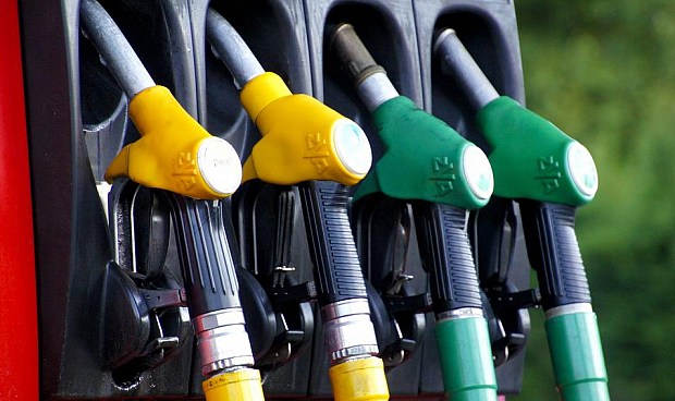 Las gasolineras facturarán 30 millones de euros más esta Semana Santa.