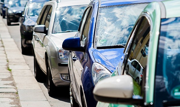 Abogado del TUE dice que no se puede detener a políticos para obligarles a prohibir los coches diésel.