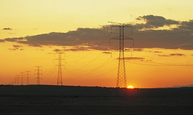 El consumo eléctrico se desplomó un 12,7% y el de gas natural un 15,5% durante la crisis del Covid-19.