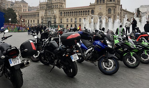 Tráfico intensifica la vigilancia en vías más frecuentadas por motos tras los últimos fallecidos.