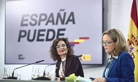 Montero espera aprobar PGE antes de fin de año y está dispuesta a "ceder" en temas como el diésel.
