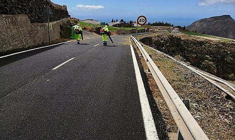 Carreteras lamenta ser el "patito feo" de la ecología tras el bloqueo de Bruselas de 1.120 millones de euros.