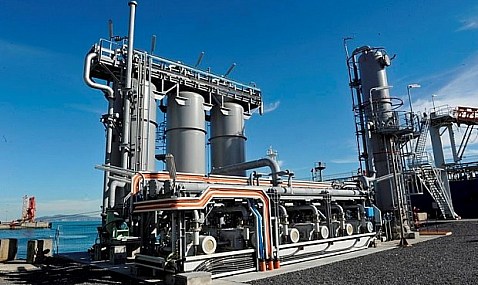 Comité de Petronor (Repsol) denuncia que el ERTE carga contra el colectivo más expuesto en la pandemia.