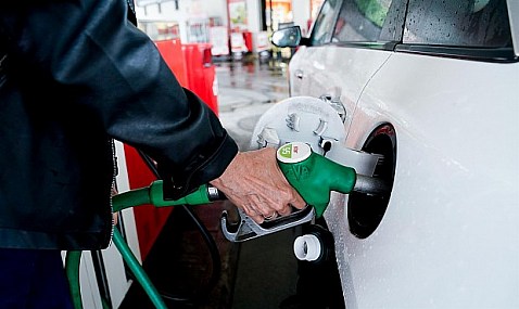 OCU advierte que la subida de la energía provocará un sobrecoste a las familias de 505 euros anuales.
