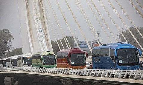 El coste empresarial del transporte de viajeros en autocar crece hasta un 18% en el primer semestre del año.