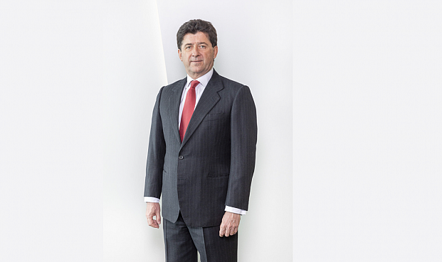 Luis Travesedo, nuevo presidente de la Asociación Española de Operadores de Productos Petrolíferos. - Newsletter Mundopetroleo