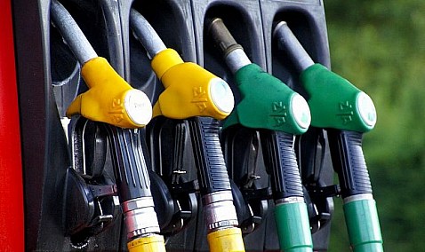 Nota de prensa FENADISMER: Ampliado a 2 millones € el límite de ayudas en la bonificación de los combustibles.