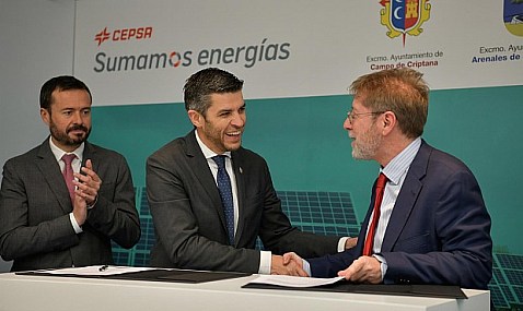 Cepsa impulsará tres plantas solares en Castilla-La Mancha que generarán 400 MW.