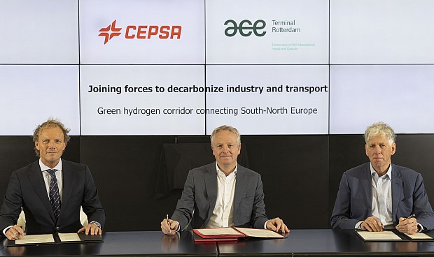 El acuerdo con Cepsa es el primero que alcanza ACE Terminal, consorcio liderado por las empresas Gasunie, HES International y Vopak, para desarrollar la terminal de importación y almacenamiento de hidrógeno verde y amoniaco más grande de Europa.