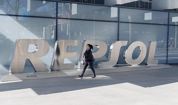 El hidrógeno renovable generado también se destinará a uso industrial para sustituir el hidrógeno convencional que actualmente utiliza el complejo de Repsol en A Coruña.