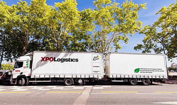 La petrolera facilitar&aacute; en este a&ntilde;o esa cantidad del biocombustible HVO (Aceite Vegetal Hidrotratado), lo que permitir&aacute; al grupo log&iacute;stico reducir hasta en un 90% las emisiones de CO2 frente a los combustibles tradicionales y sin necesidad de realizar ninguna modificaci&oacute;n en la flota actual de veh&iacute;culos.