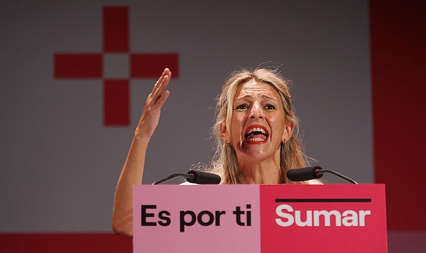 La propuesta va más allá de la prohibición formalizada definitivamente por la UE a finales de marzo, por la que se prohíbe la venta de vehículos con motores de combustión, incluidos los de diésel, gasolina e híbridos, a partir de 2035. 