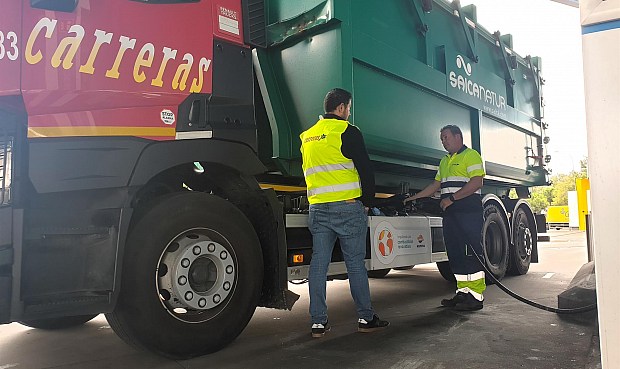 El operador log&iacute;stico Carreras, la papelera Saica y la multienerg&eacute;tica Repsol han puesto en marcha la primera fase de un proyecto para el uso de combustibles renovables en su operativa de Recuperaci&oacute;n y Valorizaci&oacute;n de residuos en Madrid.