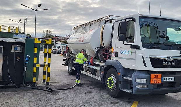 El Aeropuerto de Dublín es el más activo de Irlanda y ofrece una amplia gama de vuelos a más de 190 destinos operados por 44 aerolíneas diferentes.