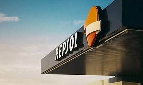 Repsol suministra ya combustible renovable en 33 estaciones de servicio en España y Portugal y enfila las 50.