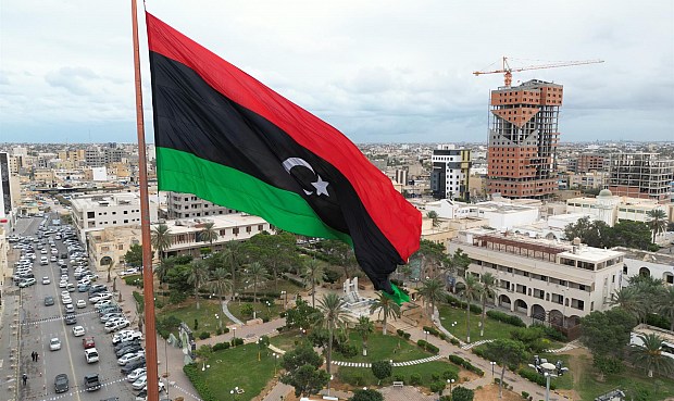 La Corporación Nacional del Petróleo (NOC) de Libia ha anunciado este domingo la reanudación de la producción en el campo de Sharara, uno de los más importantes del país, tras declarar a principios de año un caso de fuerza mayor debido a una serie de protestas.