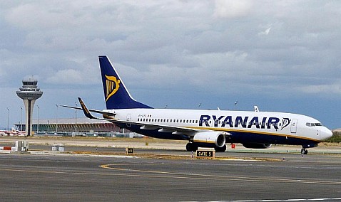 Ryanair compra 1.000 toneladas de combustible sostenible de aviación de Shell para el aeropuerto de Stansted.