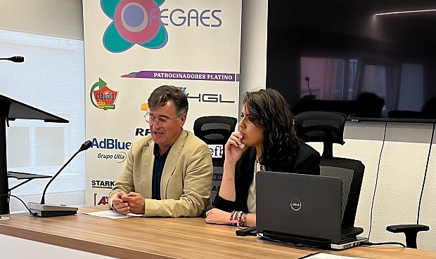La Asociaci&oacute;n Provincial de Estaciones de Servicio de A Coru&ntilde;a ha celebrado una jornada extraordinaria que ha reunido a una gran cantidad de gasolineros de toda Galicia, agotando el aforo de nuestras instalaciones. 