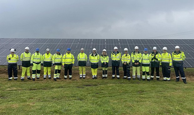Adem&aacute;s, la empresa est&aacute; construyendo otras dos plantas m&aacute;s en sus instalaciones de Poblete (Ciudad Real) y Arahal (Sevilla), as&iacute; como otra planta en sus instalaciones de Hallen, Reino Unido.