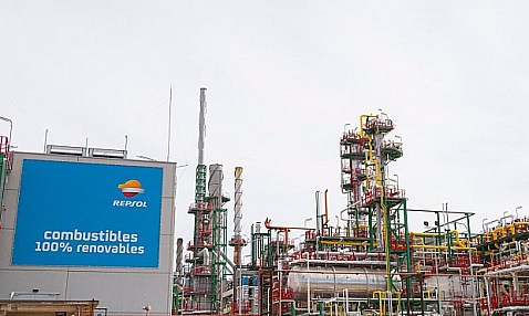 Repsol invierte 500 millones en España para impulsar su apuesta por los combustibles 100% renovables.