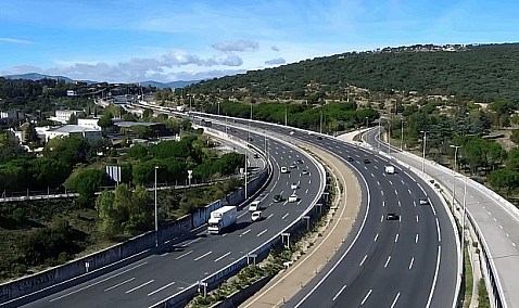 La DGT prevé 6,6 millones de desplazamientos durante el puente de la Constitución-Inmaculada.