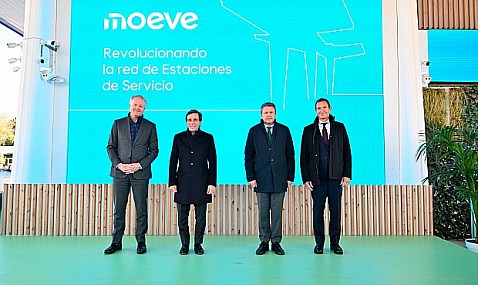 Moeve revoluciona las estaciones de servicio: crea un nuevo espacio digitalizado de comercio, ocio, restauración y suministro multienergía.