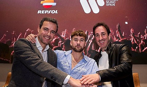 Repsol amplia alianzas para descarbonización en el mundo de la música con un acuerdo pionero con Warner Music.