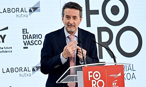 Imaz (Repsol) defiende que "el denostado diésel salvó a este país" en el apagón del 28 de abril