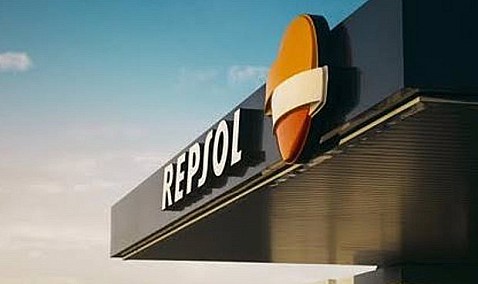 Repsol detecta una "manipulación ajena" en la fuga de petróleo del oleoducto entre Cartagena y Puertollano