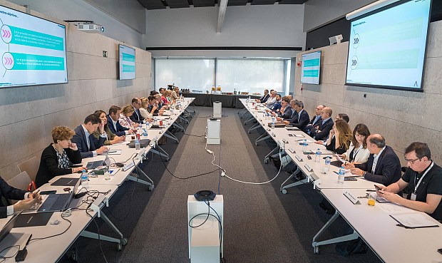 La iniciativa, que se extendería hasta 2027, busca aprovechar el dinamismo del sector y consolidar la transición ecológica mientras protege el empleo y la actividad del sector.