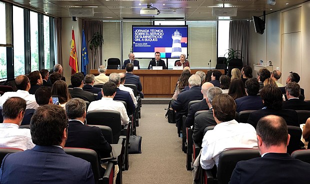 El presidente del Consejo de la Organización Marítima Internacional (OMI), Victor Jiménez, destacó "el liderazgo que tiene España en materia de infraestructura de suministro de GNL, el segundo país en Europa.