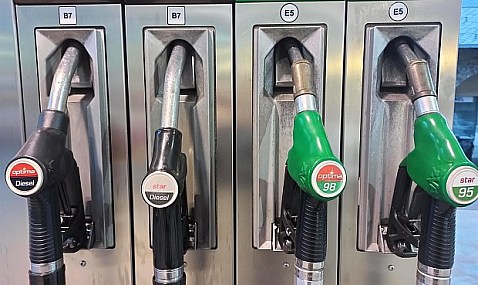 En mayo aumenta el consumo de los combustibles de automoción un 0,4% respecto mayo de 2024 y un 2,5% respecto abril de 2025.