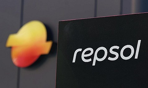 Repsol recorta un 63% ganancias a junio, a 603 millones, impactado por entorno volátil y el apagón