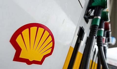 Shell reduce un 23% el beneficio hasta junio y lanza un plan de recompra de acciones de 3.000 millones