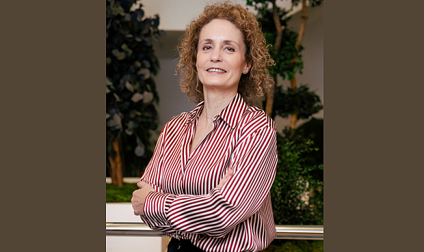 Montserrat cuenta con una sólida experiencia en finanzas corporativas y ha desempeñado funciones clave en diferentes entidades a lo largo de su destacada trayectoria.
