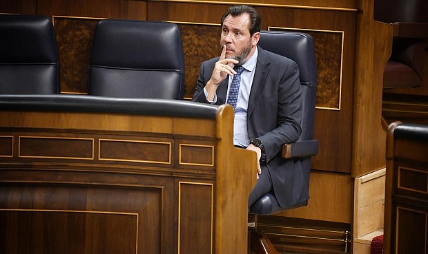 Ahora el texto se elevará al Pleno y allí los grupos defenderán sus propuestas y podrán pactar algunas nuevas en forma de enmiendas transaccionales.
