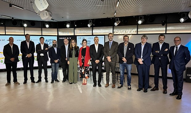 Entre los principales desafíos identificados por las empresas automovilísticas destacan la llegada de marcas chinas y las nuevas barreras arancelarias: el 67% percibe las marcas de China como una amenaza, aunque para otra parte suponen una oportunidad de negocio.