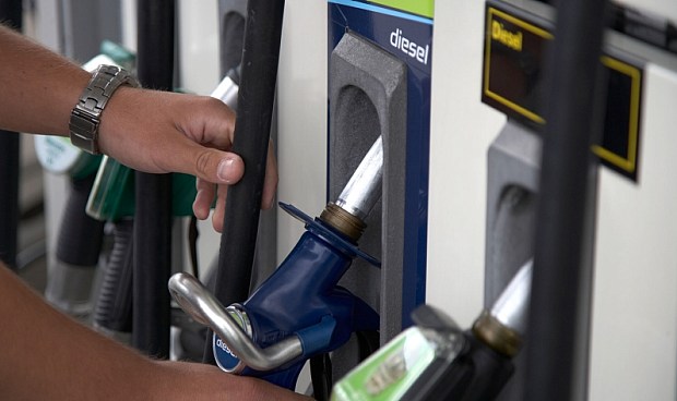 Este mes asciende interanualmente el consumo de querosenos (+4,4% vs. ago-24) y gasolinas (+3,5%), mientras desciende el de fuelóleos (-14,9%), GLP (-3,5%) y gasóleos (-1,6%). 