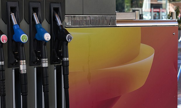 Este avance demuestra que los combustibles líquidos renovables son una opción real para reducir las emisiones de CO2 del transporte, lo que plantea la necesidad de revisar la prohibición del motor de combustión en 2035.