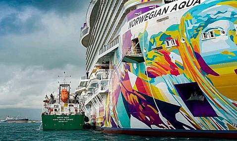 Repsol suministrará a Norwegian Cruise Line combustibles renovables a largo plazo en el Puerto de Barcelona